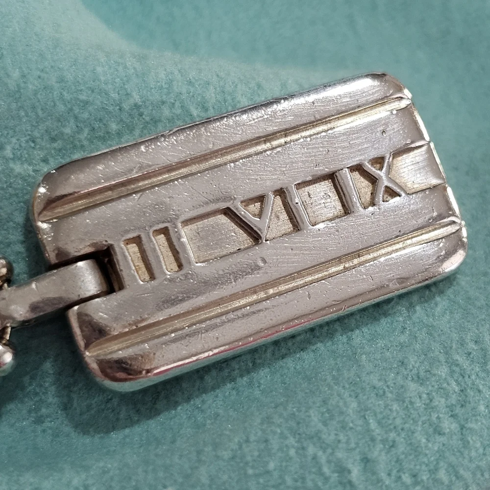 ✨Tiffany & Co. Atlas 925 Sterling Roman Numeral Dog Tag Pendant Necklace✨